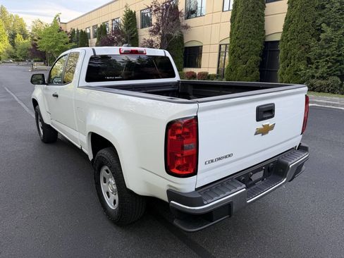 Used 2015 Chevrolet Colorado W/T w/ WT Convenience Package RWD image 8
