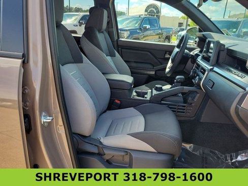Used 2026 Toyota Tacoma TRD Off-Road AWD/4WD image 28