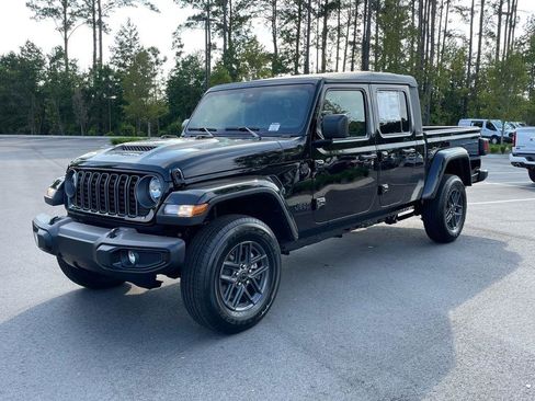 New 2025 Jeep Gladiator Sport image 37