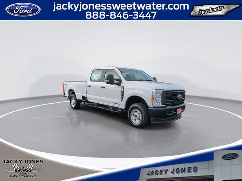 New 2026 Ford F250 XL image 2