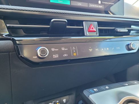 Used 2025 Kia EV6 Wind image 18