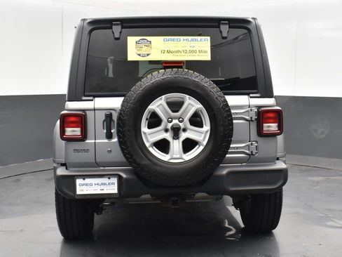 Used 2018 Jeep Wrangler Unlimited Sport S image 9