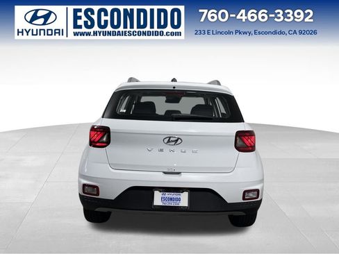 New 2026 Hyundai Venue SEL image 4