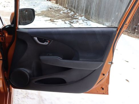 Used 2010 Honda Fit Sport image 26