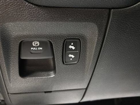 Used 2022 RAM 1500 Laramie AWD/4WD image 26
