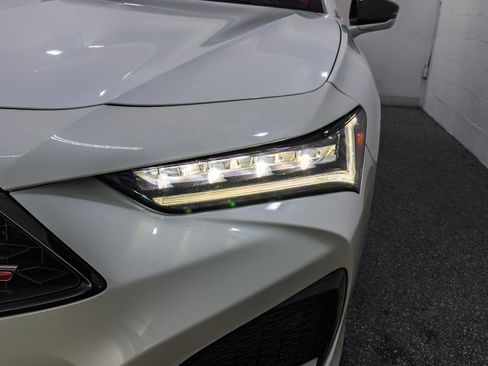 Used 2023 Acura TLX Type S image 5