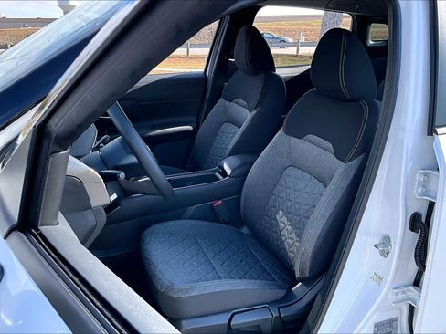 New 2026 Nissan Kicks SV image 9