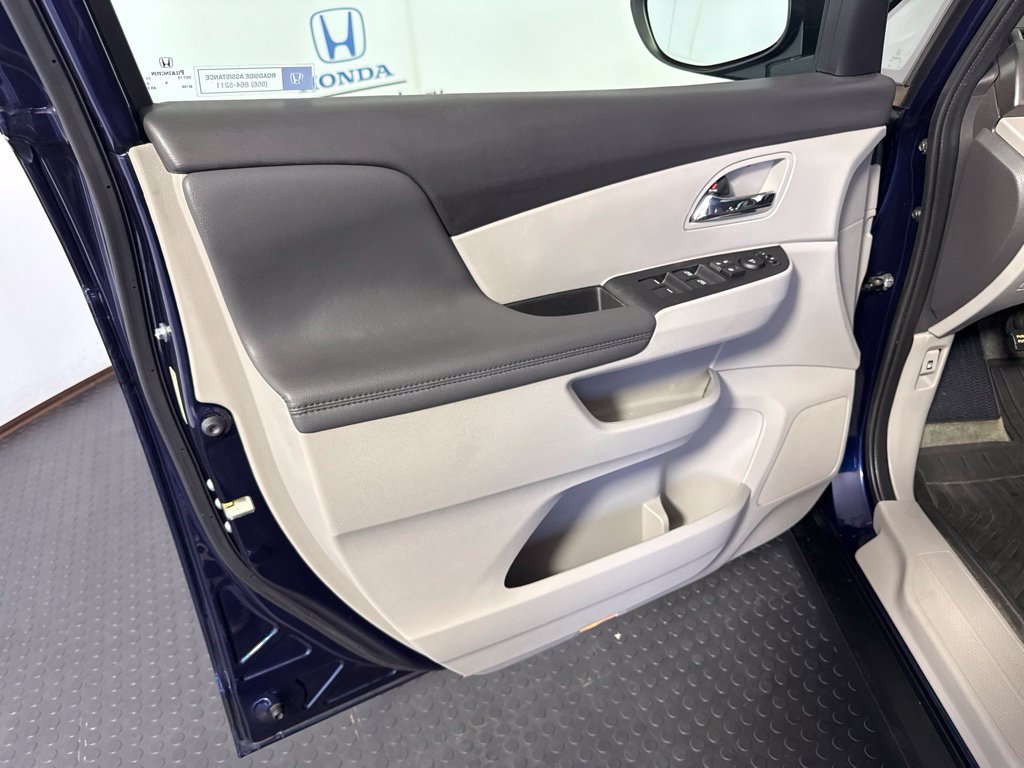 Used 2016 Honda Odyssey EX-L image 12