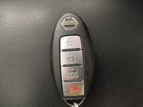 Used 2019 Nissan Sentra SV w/ Protection Package FWD image 32