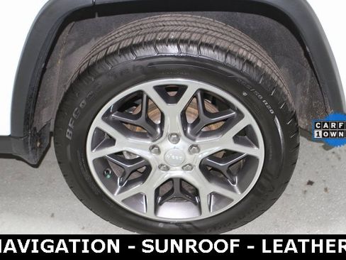 Used 2021 Jeep Grand Cherokee Limited w/ Trailer Tow Group IV image 11