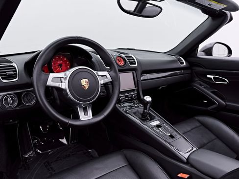 Used 2016 Porsche Boxster GTS RWD image 2