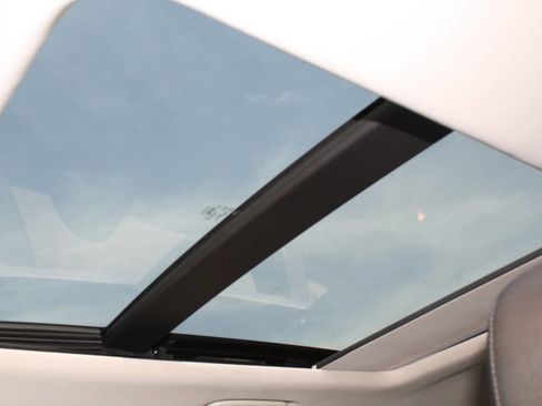 Used 2015 Ford Escape SE FWD image 10