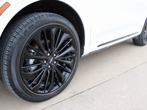 Used 2024 Lincoln Corsair Reserve w/ Equipment Group 201A image 10