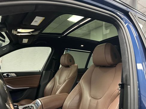 Used 2021 BMW X7 xDrive40i w/ Premium Package 2 AWD/4WD image 18