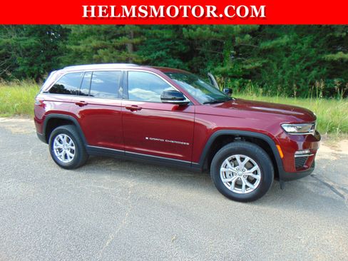 Certified 2022 Jeep Grand Cherokee Limited image 12