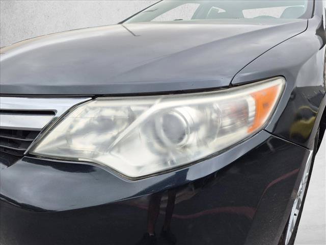 Used 2014 Toyota Camry XLE w/ Leather Package FWD image 29