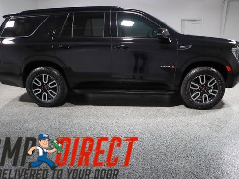 Used 2024 GMC Yukon AT4 w/ Max Trailering Package image 6