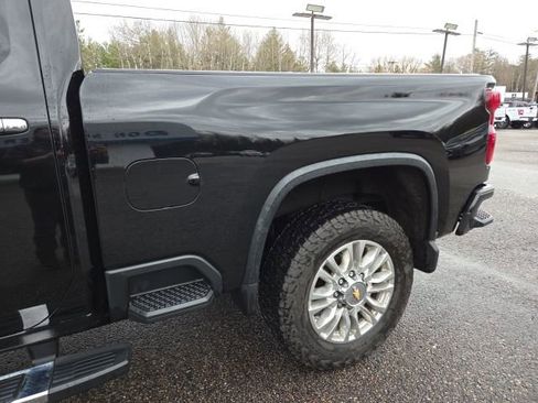 Used 2021 Chevrolet Silverado 2500 High Country w/ Z71 Off-Road Package image 48
