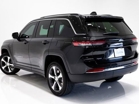 Certified 2022 Jeep Grand Cherokee Limited 4xe AWD/4WD image 36