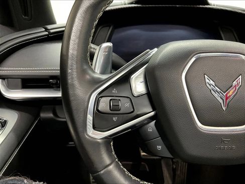 Used 2021 Chevrolet Corvette Stingray Coupe w/ Chrome Exterior Badge Package RWD image 17