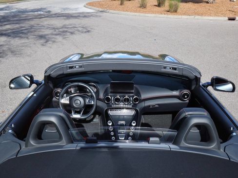 Used 2018 Mercedes-Benz AMG GT Base 2dr Roadster image 97