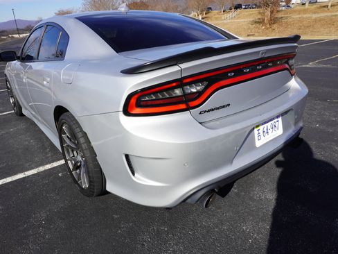 Used 2020 Dodge Charger Scat Pack w/ Plus Group image 9