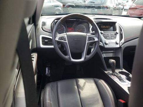Used 2015 GMC Terrain Denali FWD image 10