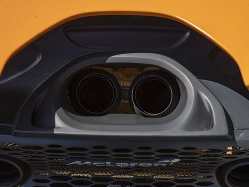 Used 2021 McLaren Elva RWD image 47