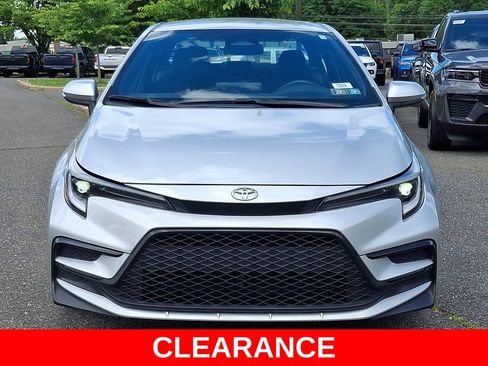 Used 2024 Toyota Corolla SE FWD image 2