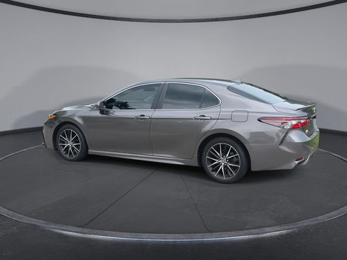 Certified 2024 Toyota Camry SE FWD image 6