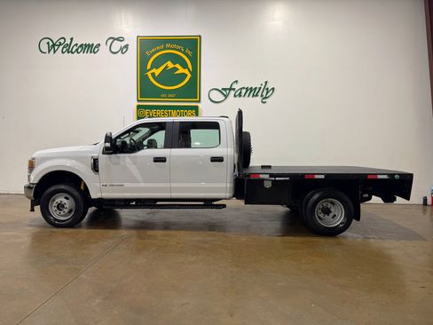 Used 2022 Ford F350 XL w/ Power Equipment Group image 5