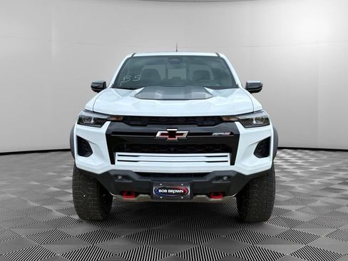 New 2026 Chevrolet Colorado ZR2 w/ Technology Package AWD/4WD image 8