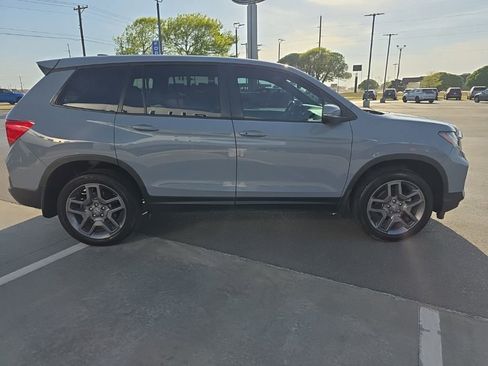 Used 2023 Honda Passport EX-L image 8