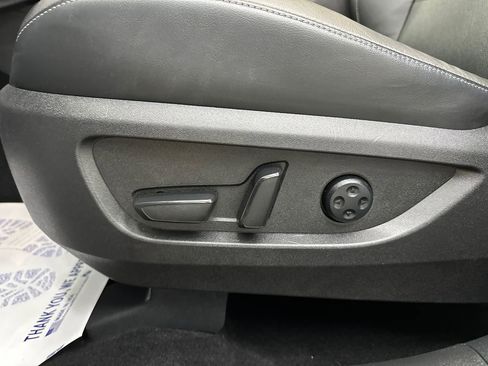 Used 2023 INFINITI QX50 Luxe image 10