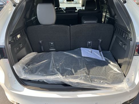 New 2026 MAZDA CX-90 Plug-In Hybrid w/ Premium Plus image 36