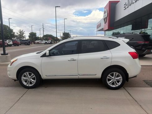 Used 2013 Nissan Rogue SV FWD image 8