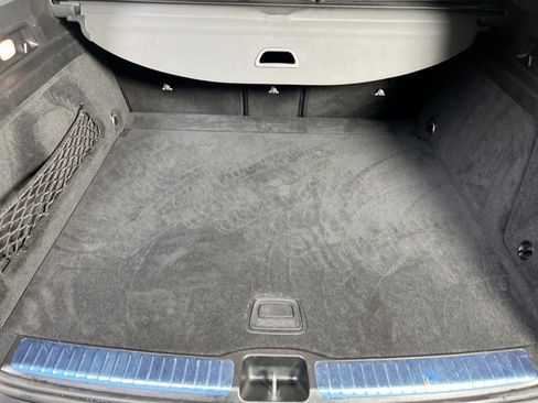 Used 2023 Mercedes-Benz GLE 350 4MATIC w/ AMG Line Exterior image 27