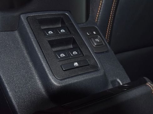Certified 2024 Ford Bronco Badlands AWD/4WD image 35