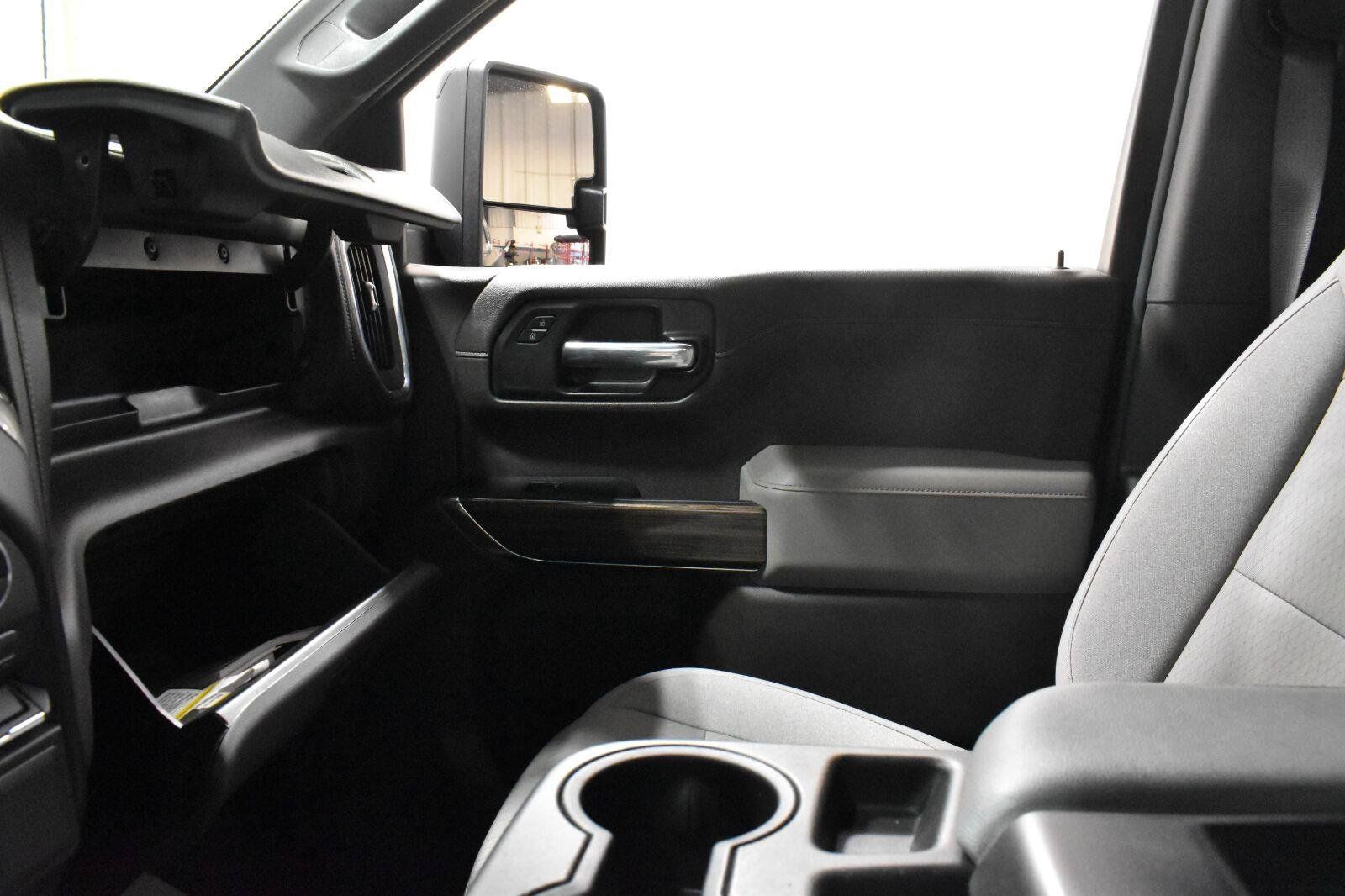 Used 2020 Chevrolet Silverado 1500 RST w/ All-Star Edition RWD image 17
