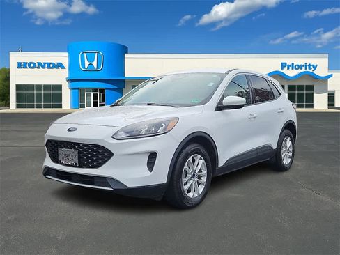 Used 2021 Ford Escape SE w/ Convenience Package image 1