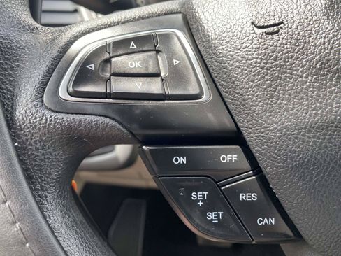Certified 2017 Ford Escape SE FWD image 20