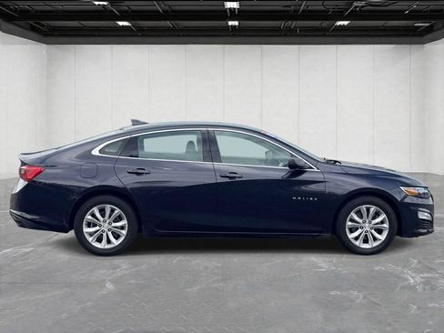 Used 2023 Chevrolet Malibu LT w/ Driver Confidence Package FWD image 4