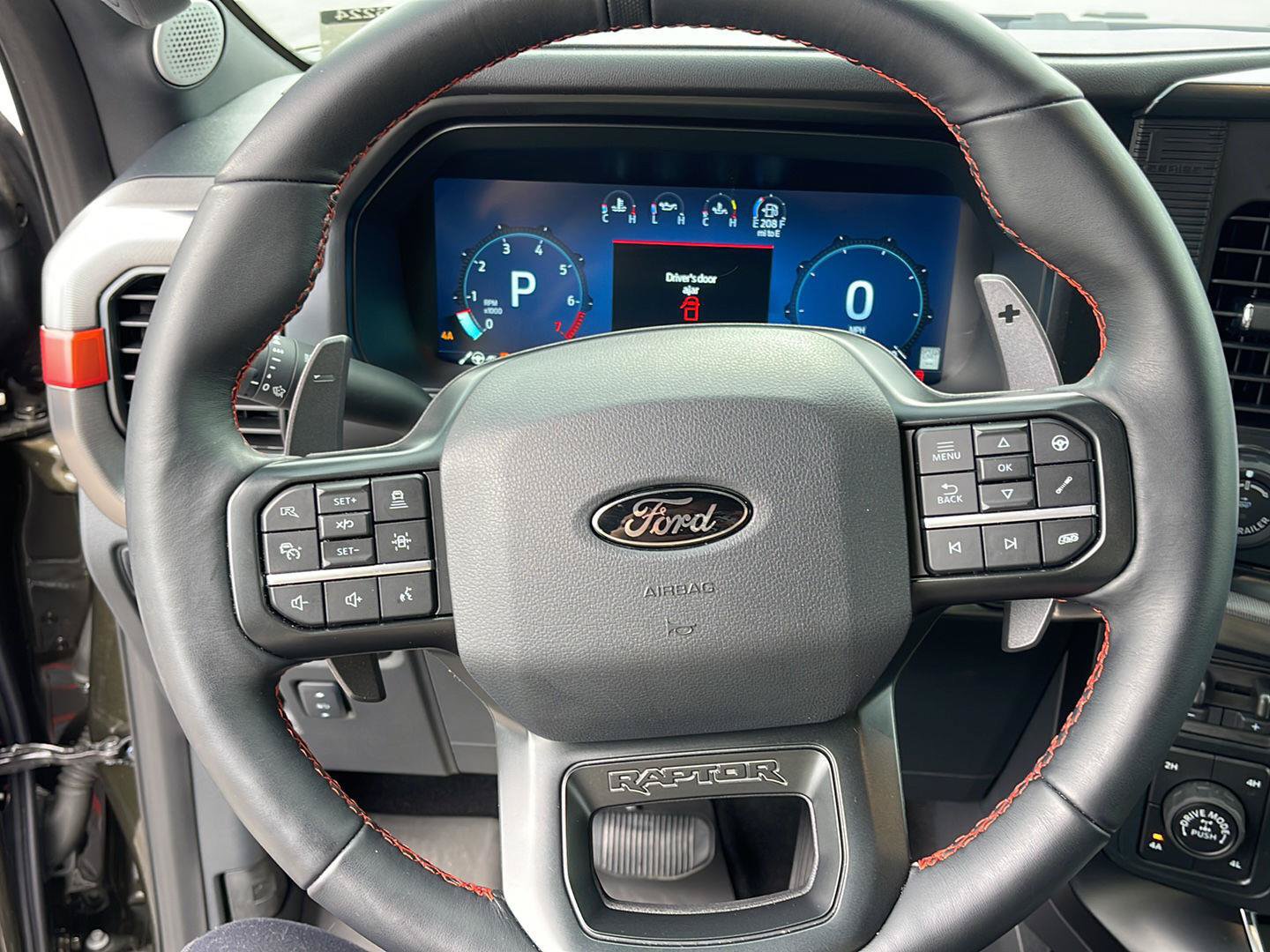 Used 2025 Ford F150 Raptor AWD/4WD image 23