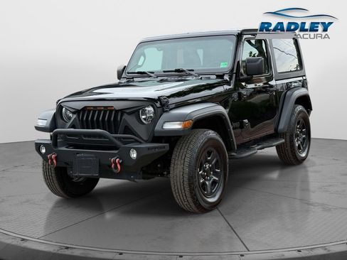 Used 2023 Jeep Wrangler Sport AWD/4WD image 3