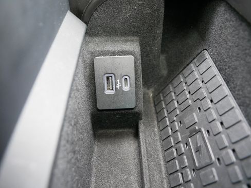 Used 2022 Lincoln Navigator L Reserve w/ Equipment Group 201A image 33