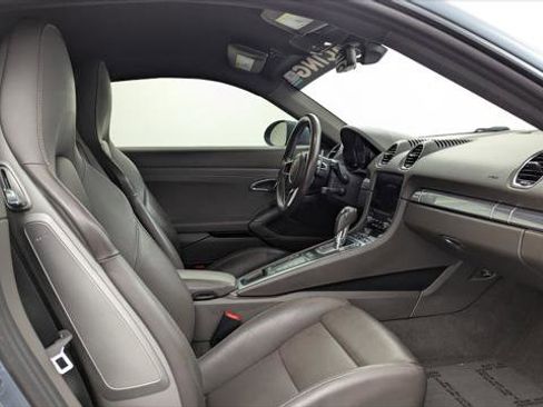 Used 2017 Porsche 718 Cayman S image 17