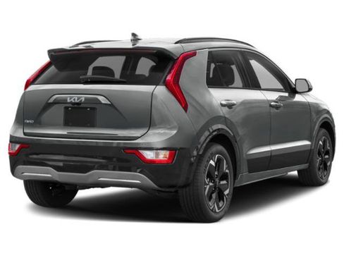 Used 2023 Kia Niro Wind w/ Wind Preserve Package FWD image 3