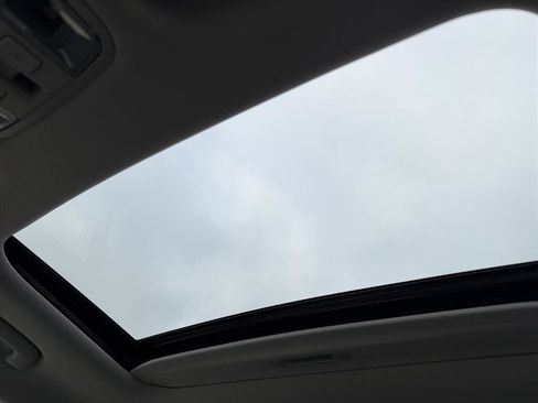 Used 2024 Kia Soul EX image 25