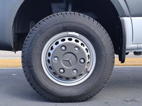 Used 2021 Mercedes-Benz Sprinter 3500 image 14