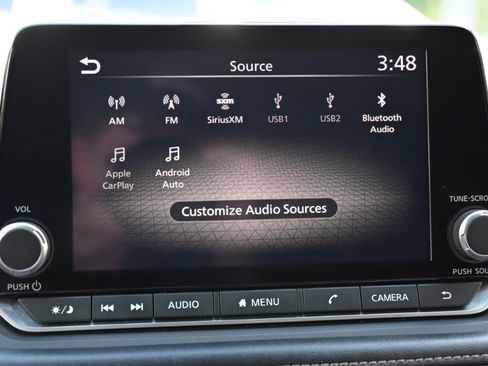Used 2024 Nissan Rogue S FWD image 22